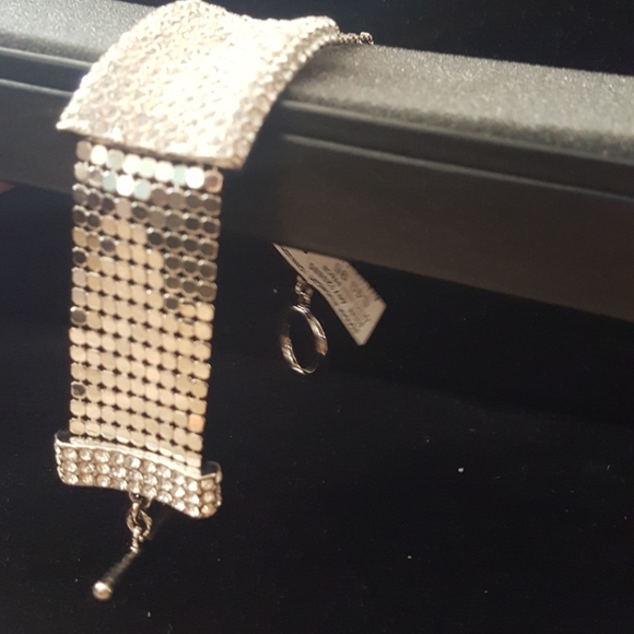 NWT! Wide Mesh Tennis Bracelet w/Crystals - Picture 6 of 7
